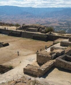 Monte Alban tour with black pottery and alebrije workshop